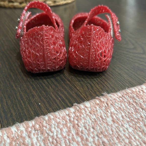 Mini Melissa - Picture 4 of 5